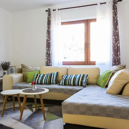 Apartman Makalu *